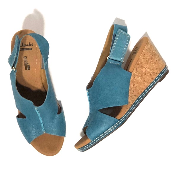 clarks aqua shoes